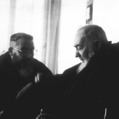 Quando Padre Pio… pregava per qualcuno recitava questa preghiera