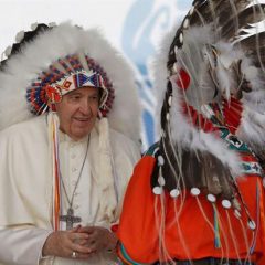 Papa Francesco in Canada, invoca il perdono per il male fatto