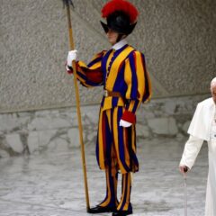 Papa Francesco: la Shoah non va dimenticata. Vanno dissipate le radici dell’odio